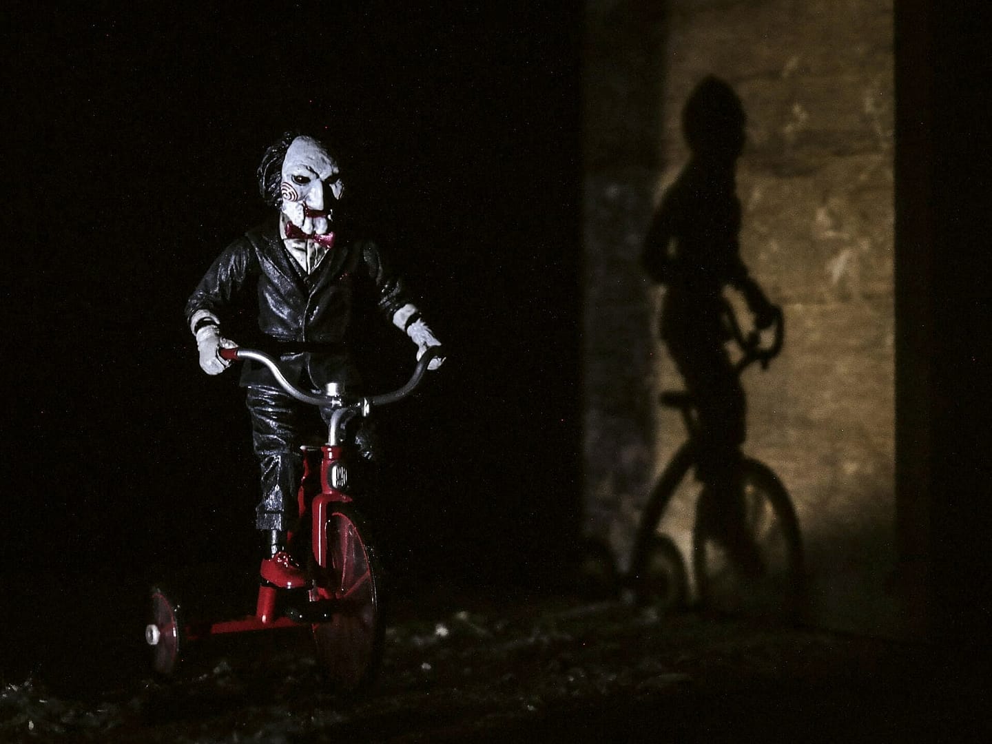 Jaw Puppet on Tricycle