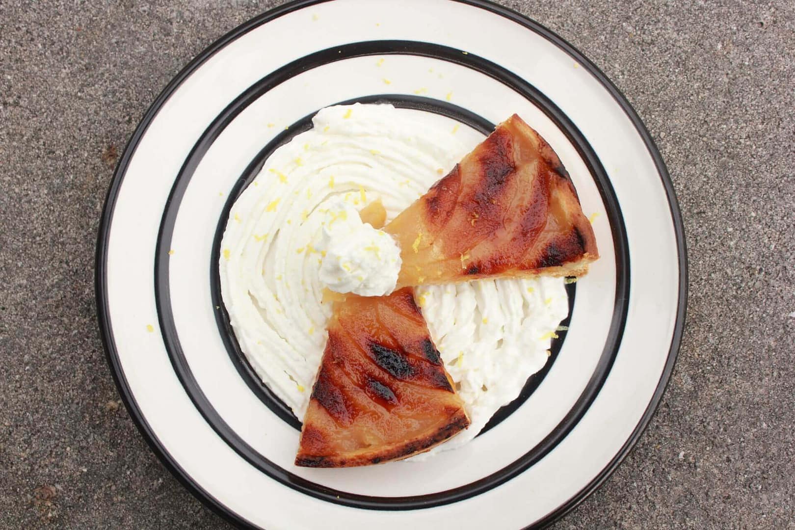 xobei apple pie with whipped cream